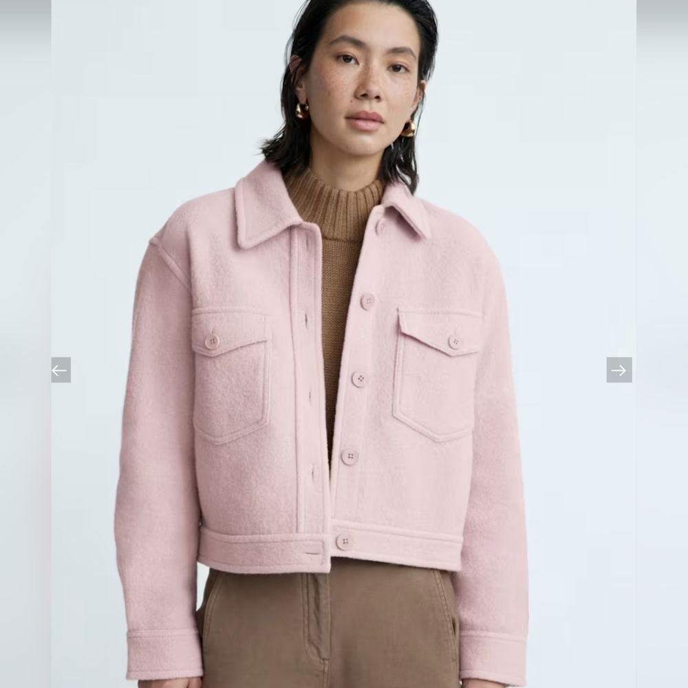 Wilfred Aritzia, Crop Shirt Jacket, 100%  Merino Wool, Size S. Baby Pink.